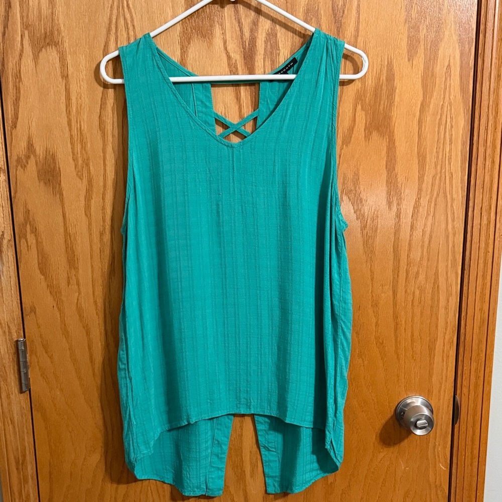 Staccato Teal Sleeveless Crisscross High-Low Tank